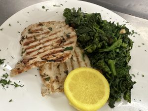 grilled chicken with brocolli rabe